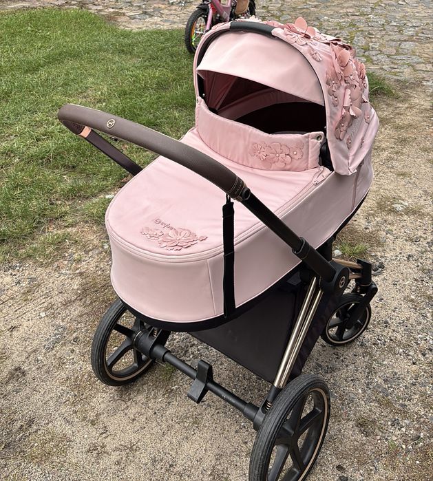 Zestaw cybex priam simply flowers rożowy. Godnola spacerówka fotelik
