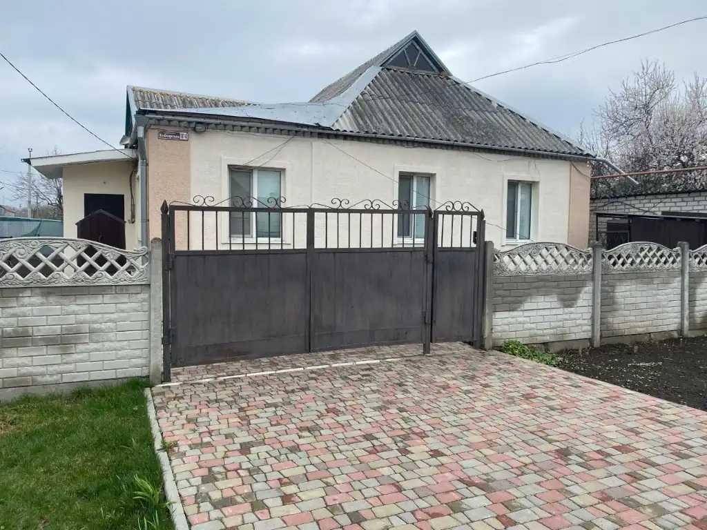 Продаж будинку у Підгородньому