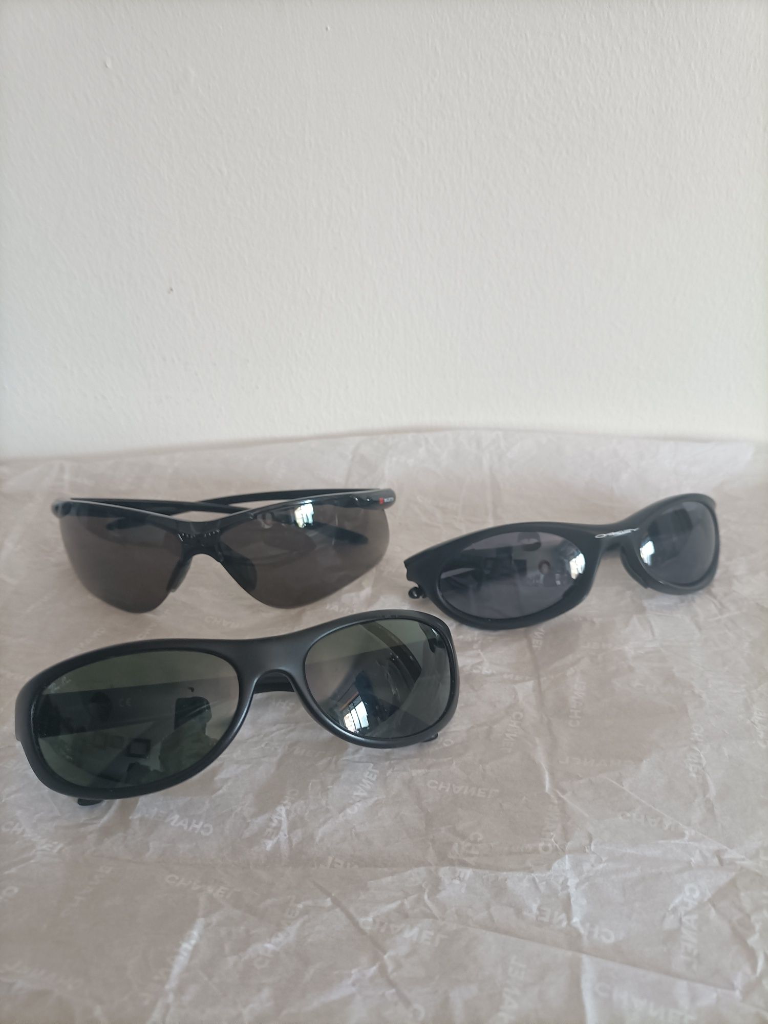 3 óculos Ray Ban, Wurth, Okley 30€ os 3
