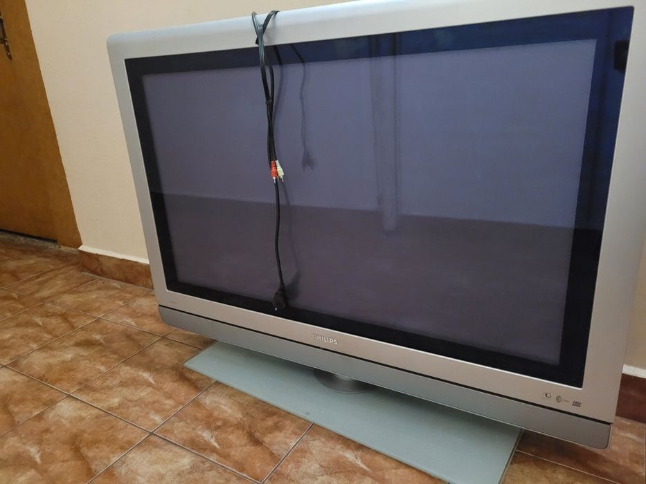 Телевизор PHILIPS