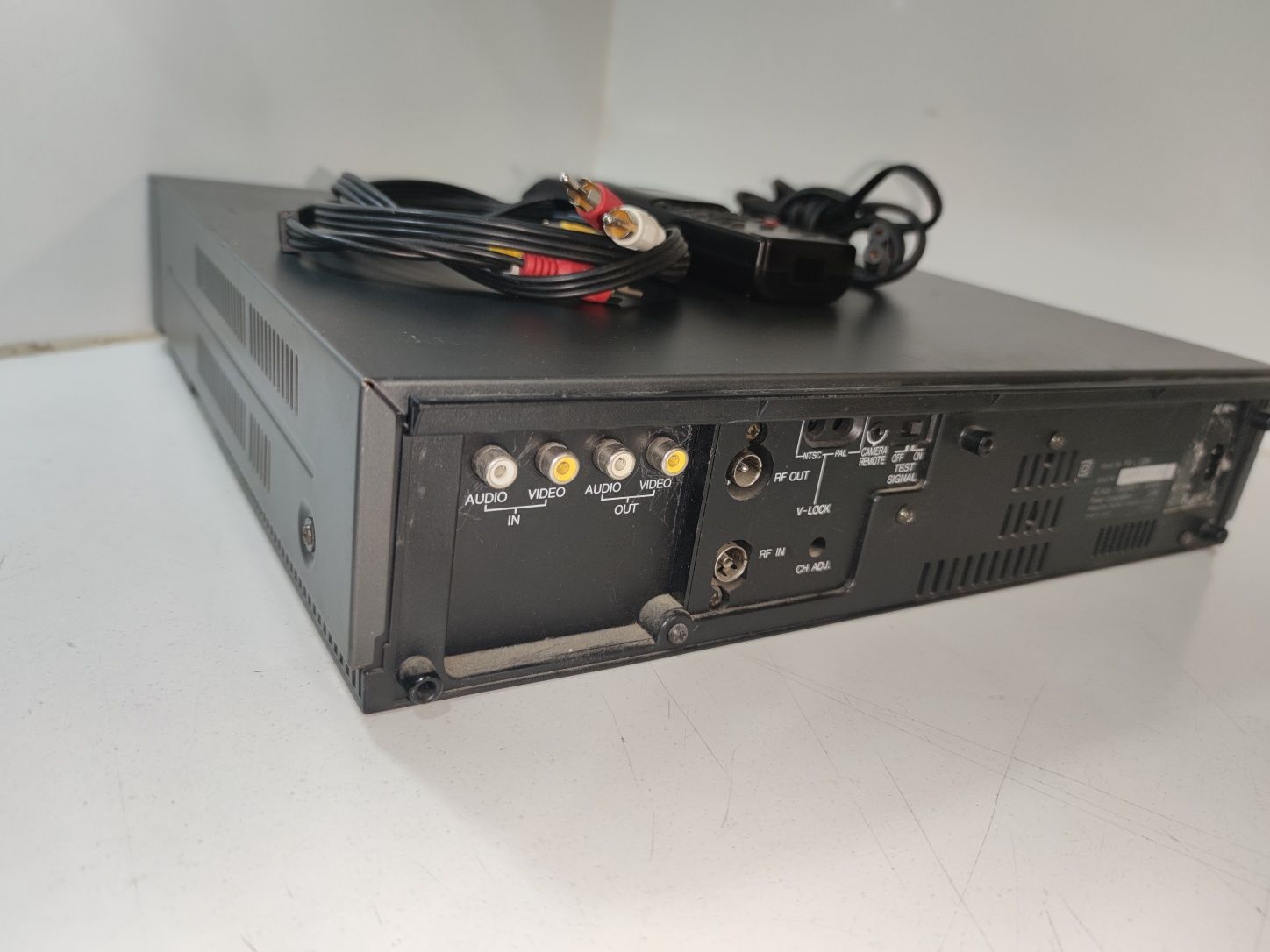 Leitor de VHS - NACIONAL nv-l15 - Excelente com comande