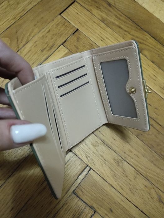 Продам женский кошелёк мини