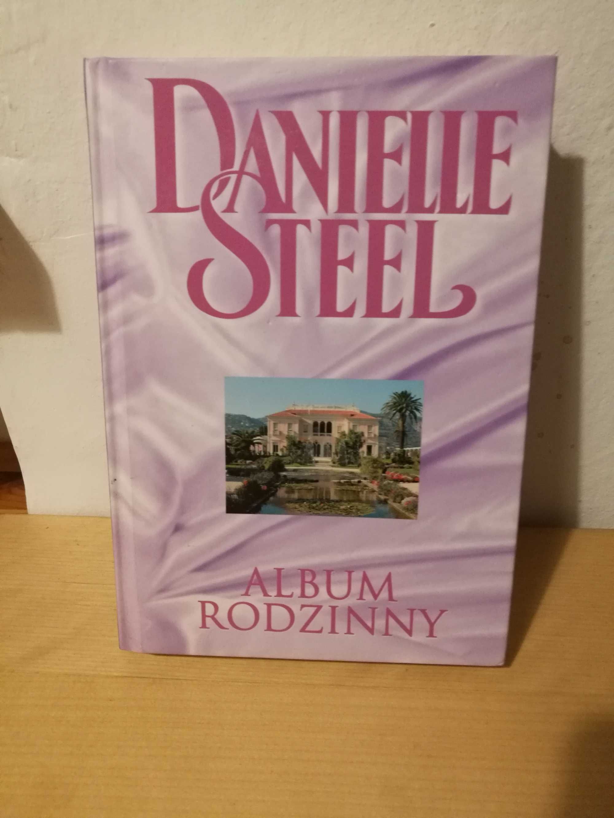 Danielle Steel "Album rodzinny"