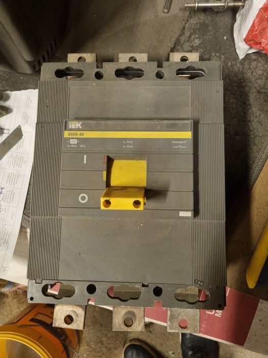 Автомат 630 Ампер, 3 фазы, 35кА, ВА88-40