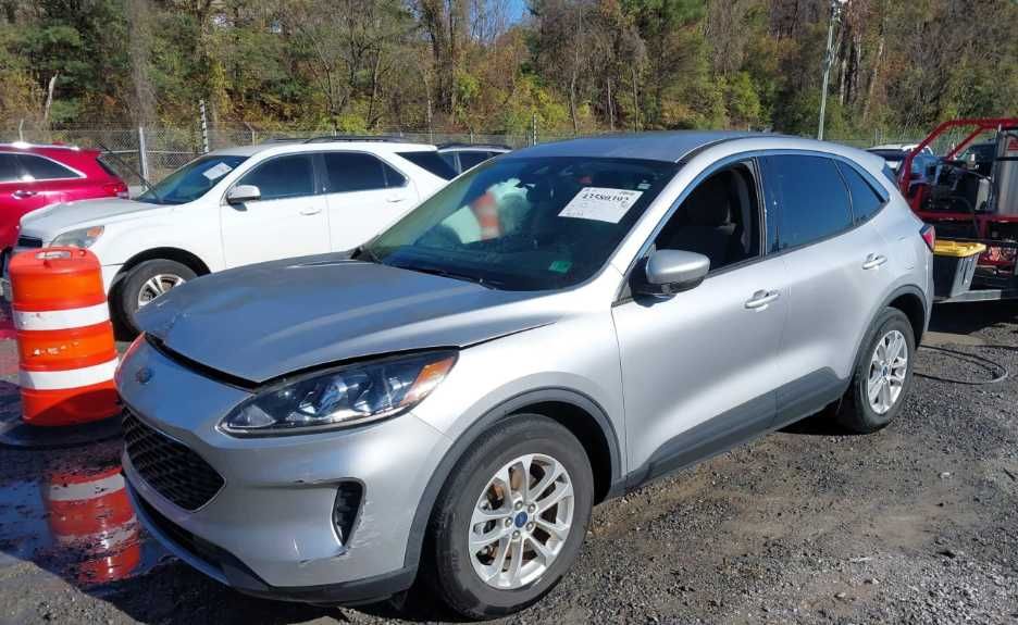 2020 Ford Escape, SE