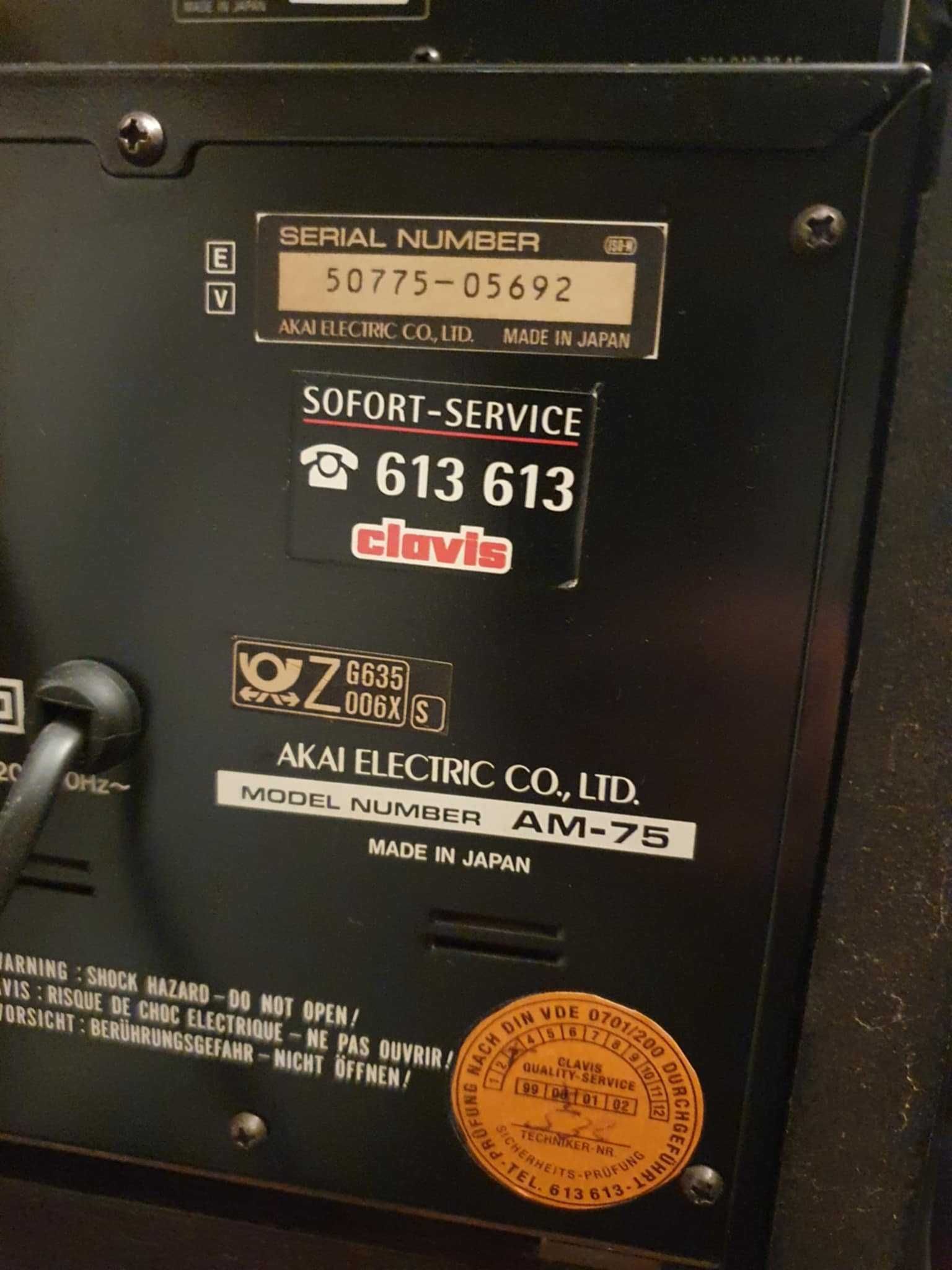 Topowy model wzmacniacza AKAI AM 75