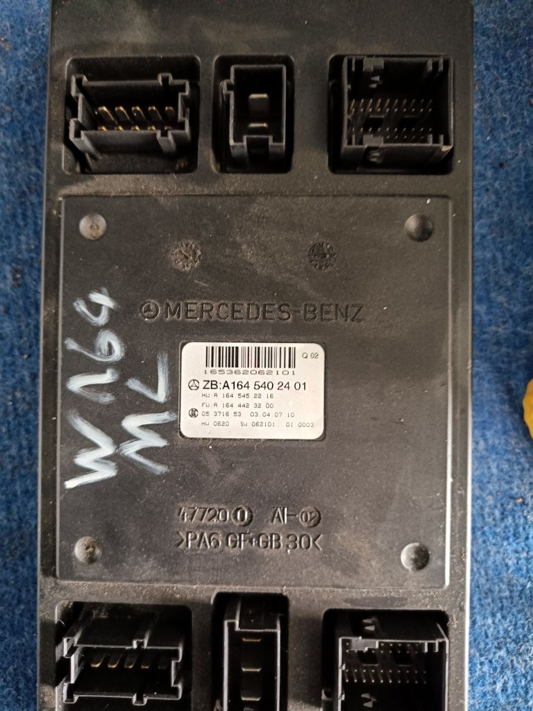 Moduł SAM ML GL W164 X164 W251 Moduł komfortu Przedni Wysyłka
