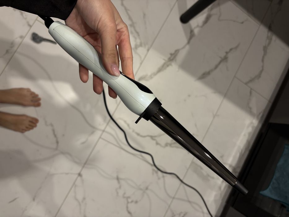 Конусна плойка Gemei GM-403 в ідеальному стані