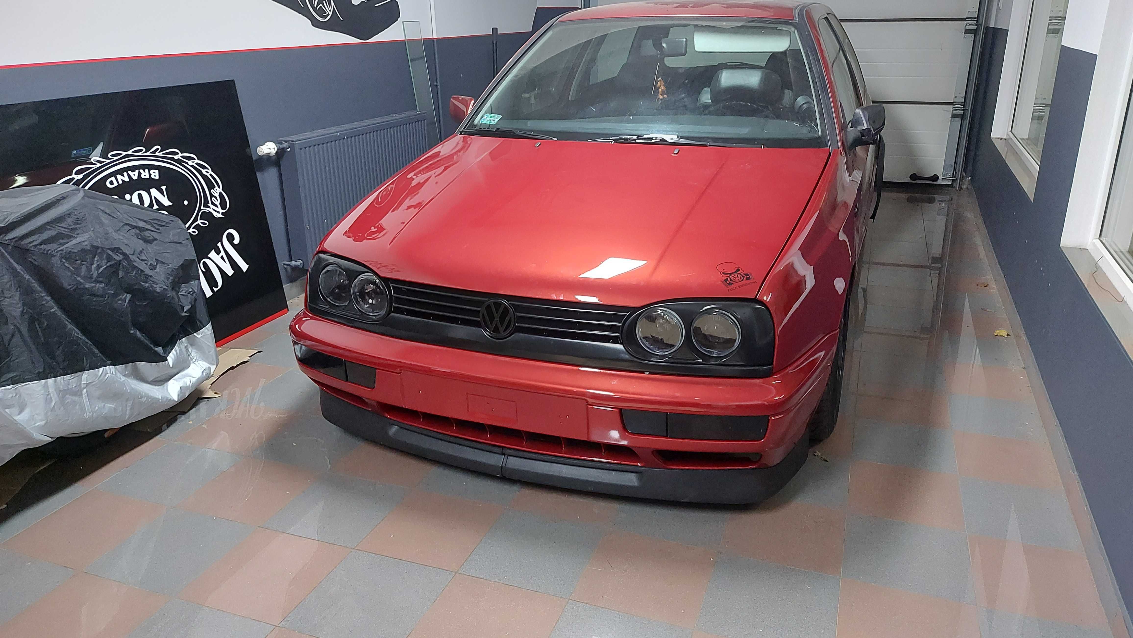 Golf MK3 VR5 swap s3 3d gwint 2.3  Recaro Nokia DSP skóra projektory