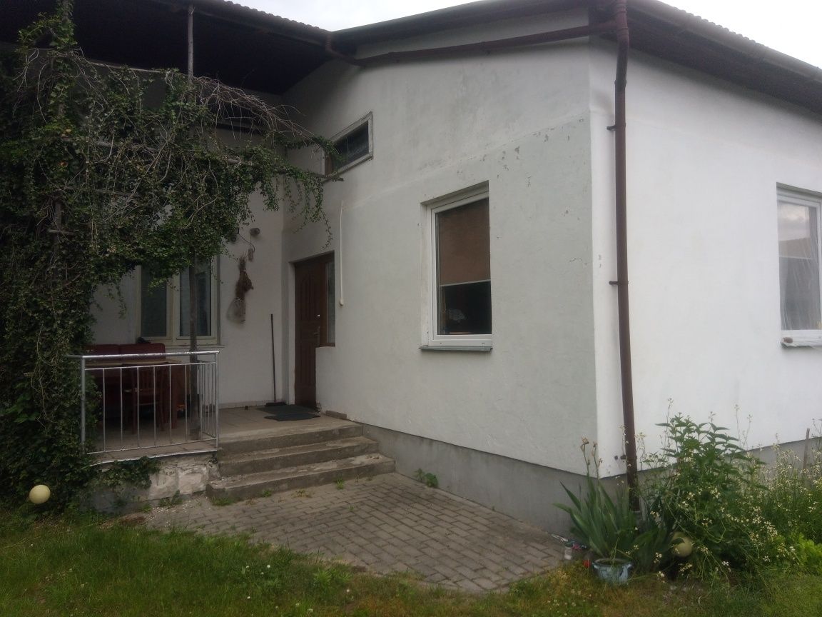 Gospodarstwo z zabudowaniami