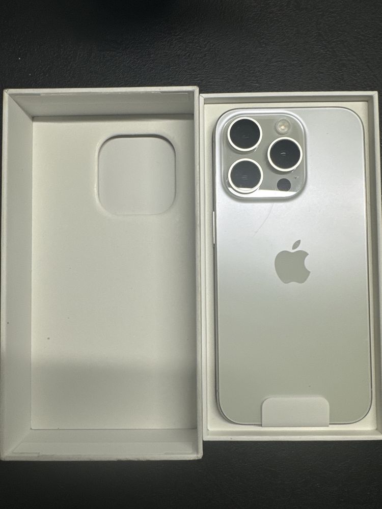 Iphone 15 Pro Biały