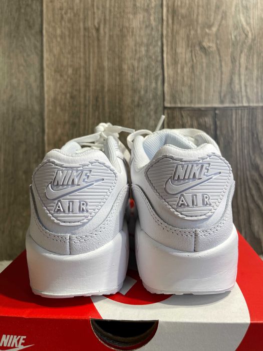 buty damskie trampki skórzane nike air max 90 37.5