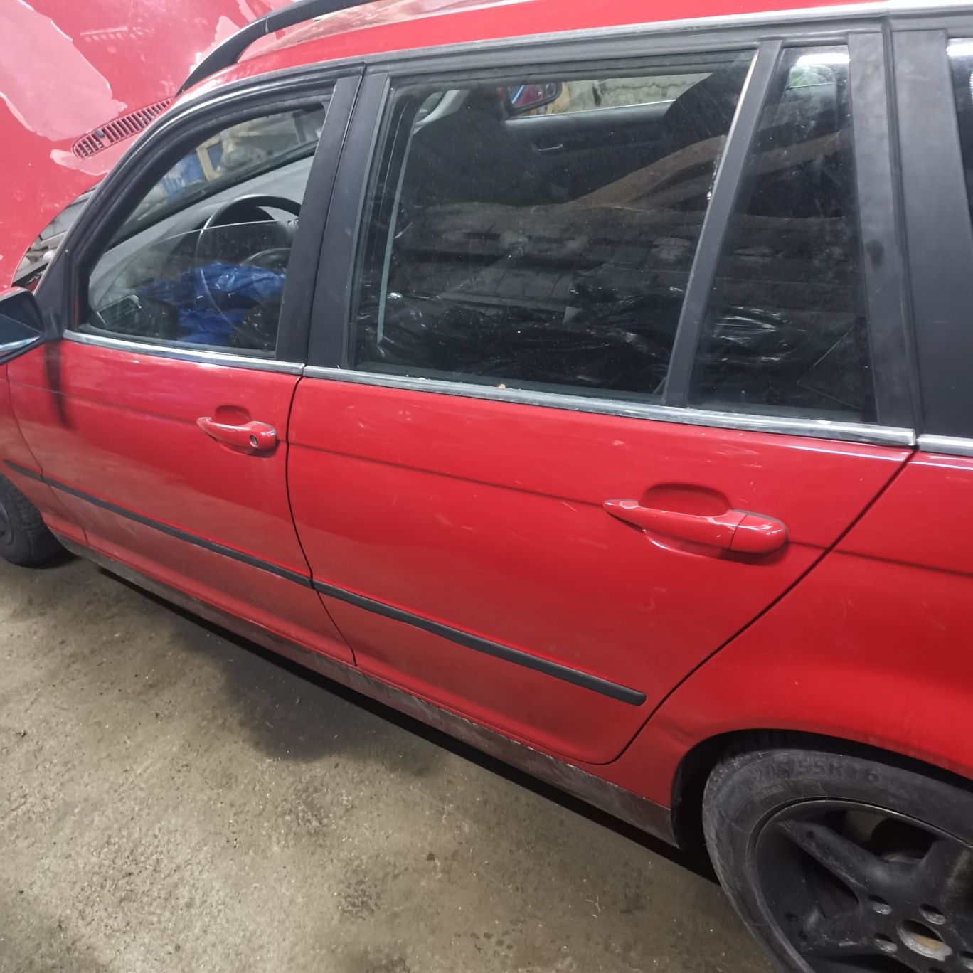 BMW E46 touring kombi drzwi lewe tył japanrot 438 kompletne