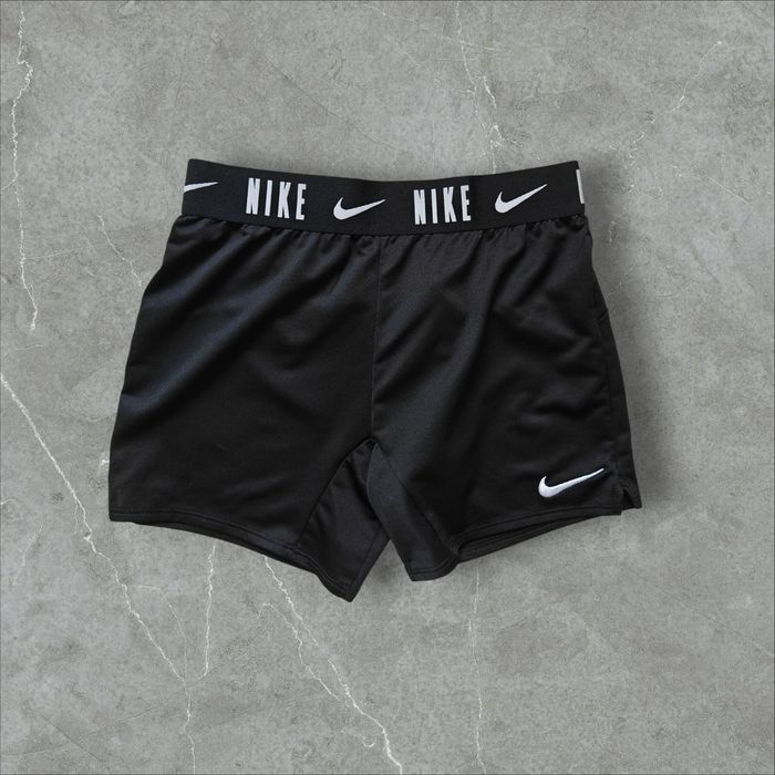 Дитячі шорти Nike