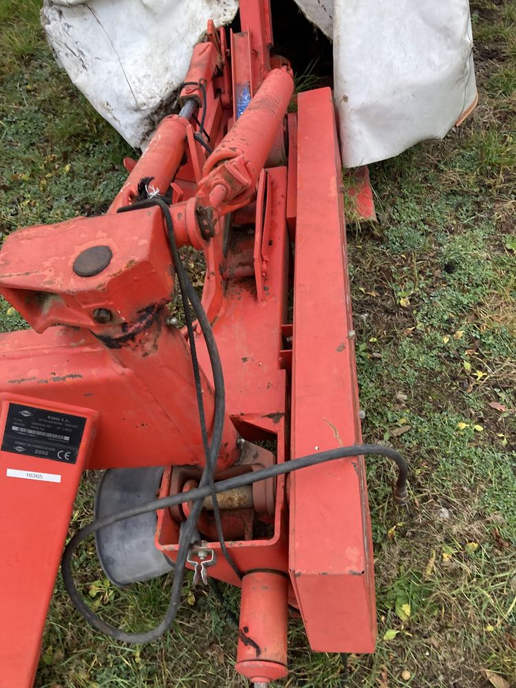 Kuhn gmd 600 czesci plandeka