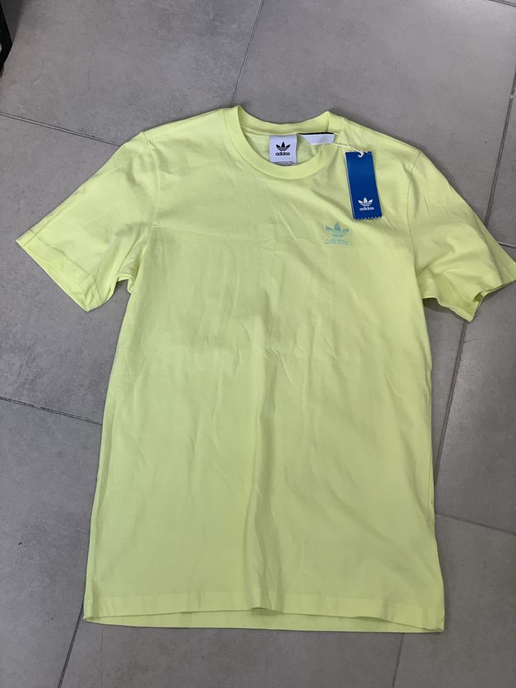 Футболка Adidas розмір XS