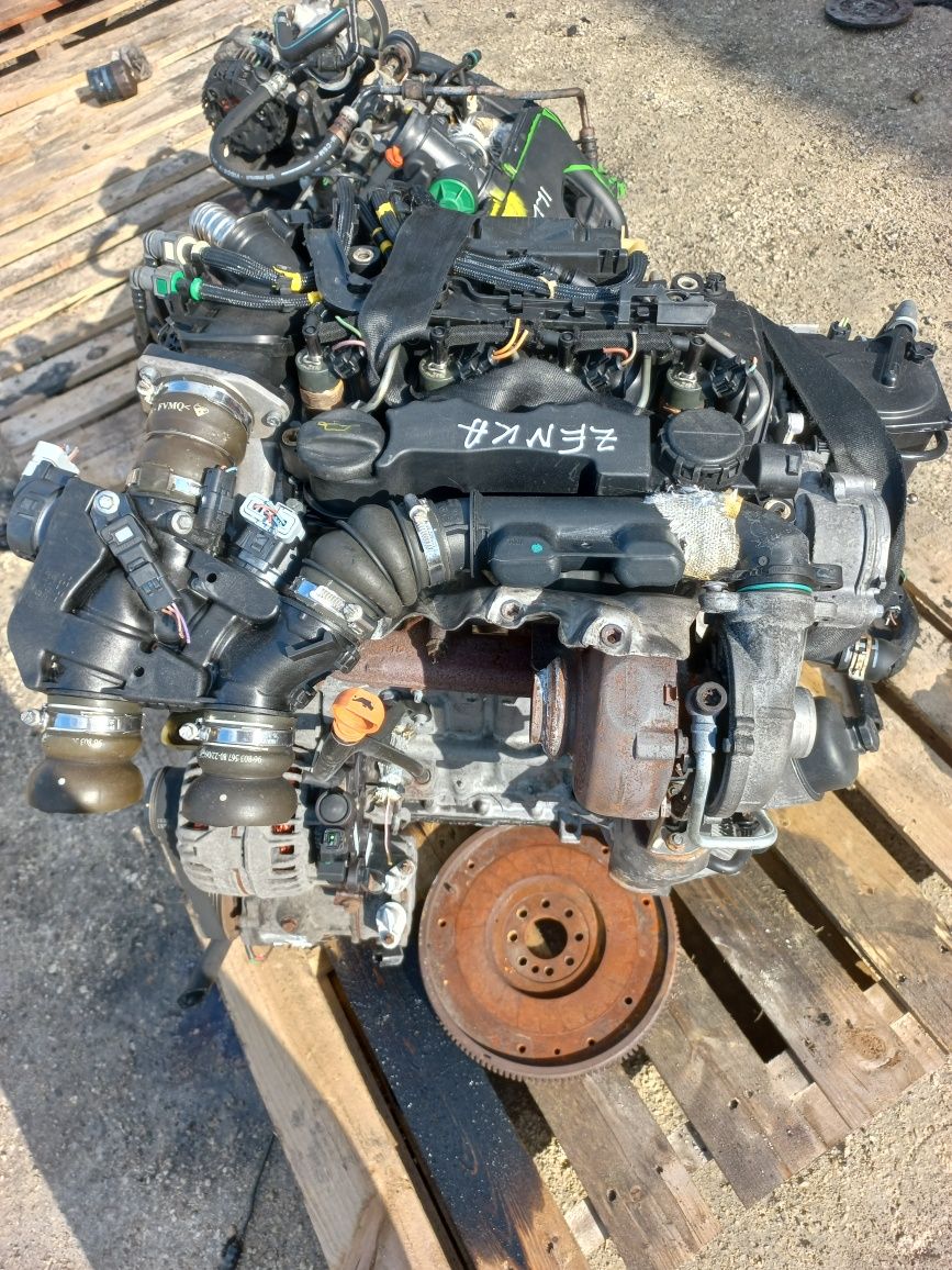 двигатель мотор двигун  Citroen Berlingo Peugeot Partner 1.6 HDI 10JB7