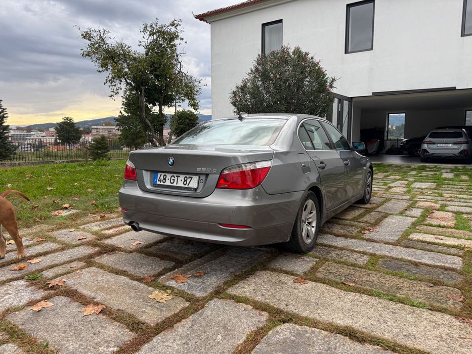 BMW 520 D Livro de revisões
