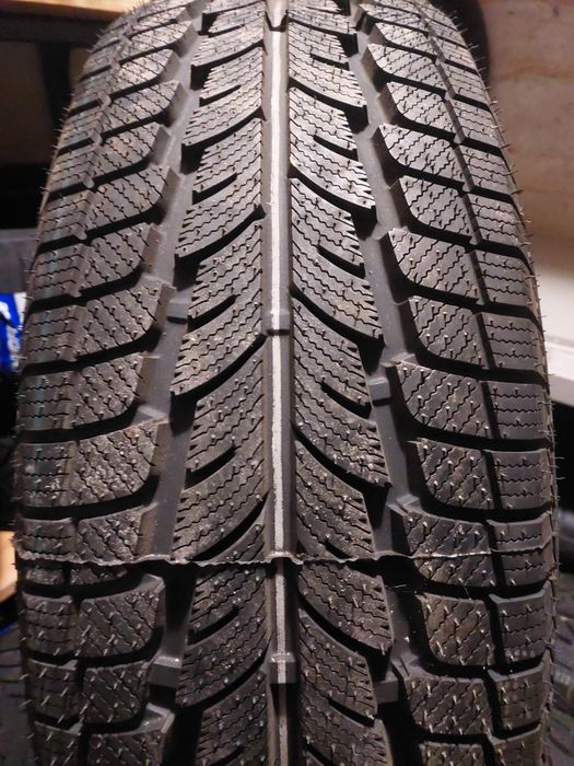 Шини 225/60 R17 комплект зима Powertrack 8.4мм 2023 рік