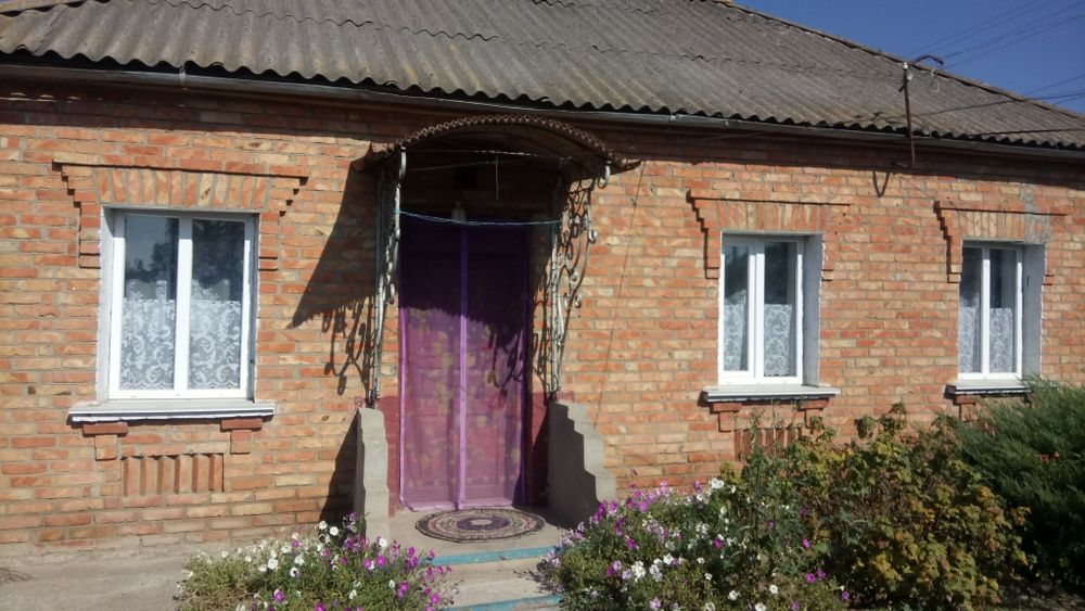 Продам будинок в с троїцке.