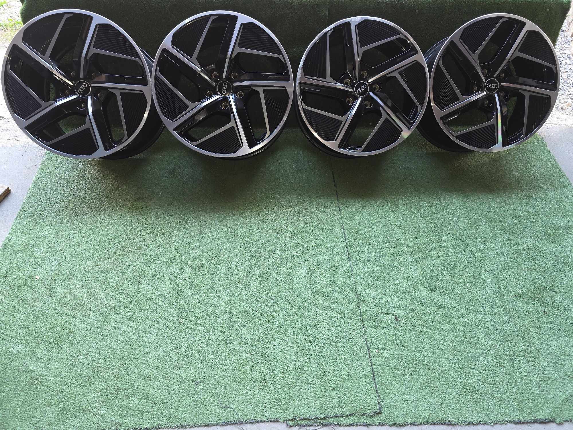 Sprzedam Alufelgi Orginalne Audi RS 5x130 20