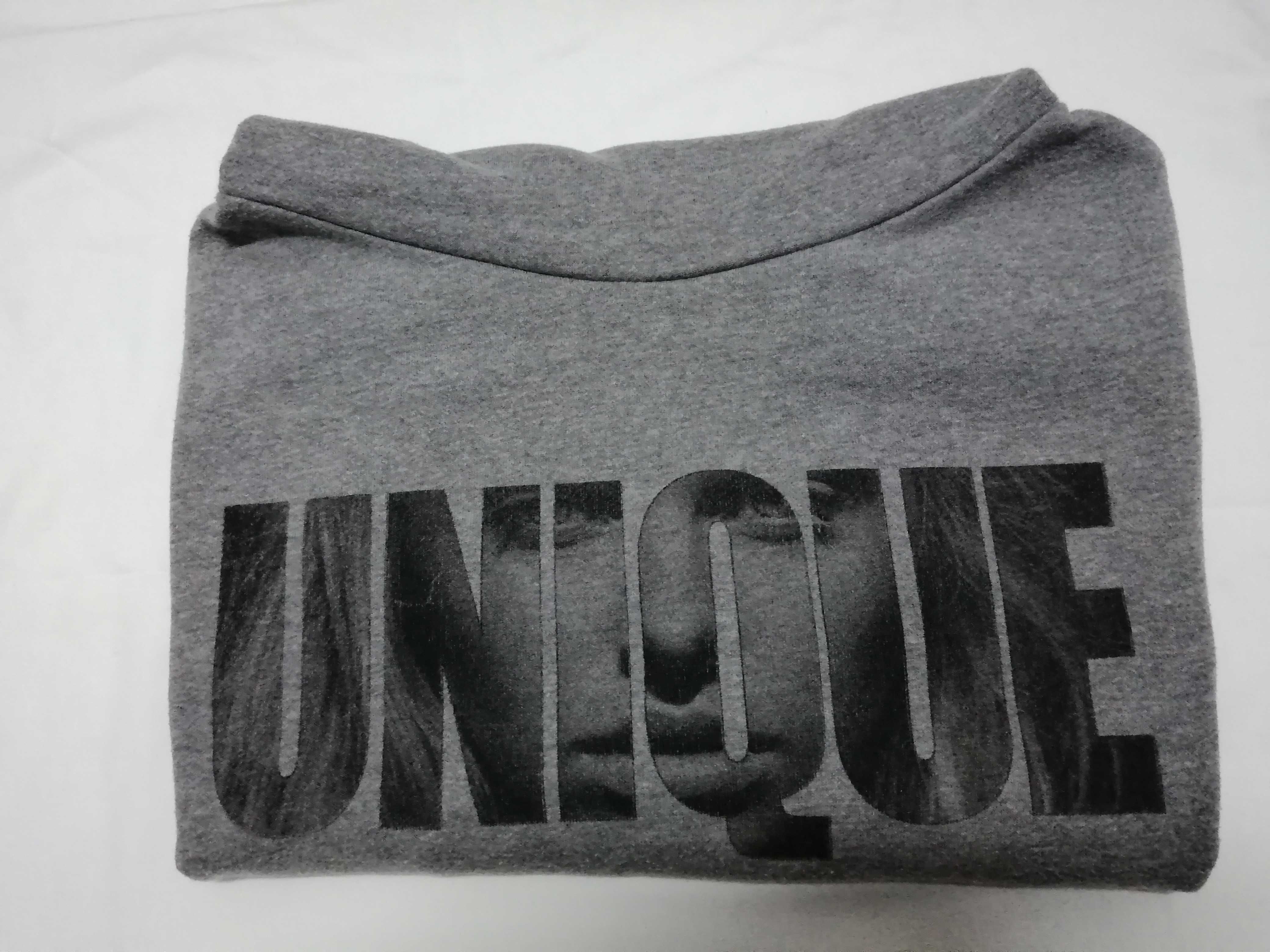 Sweat cinzenta com gola