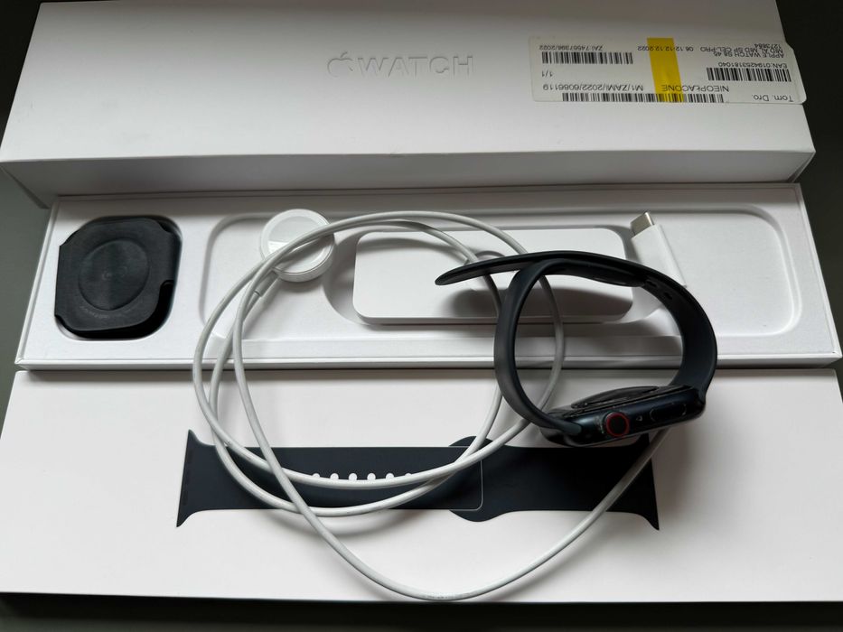 Smartwatch Apple Watch 8 45MM GPS + CELLULAR + OPASKA