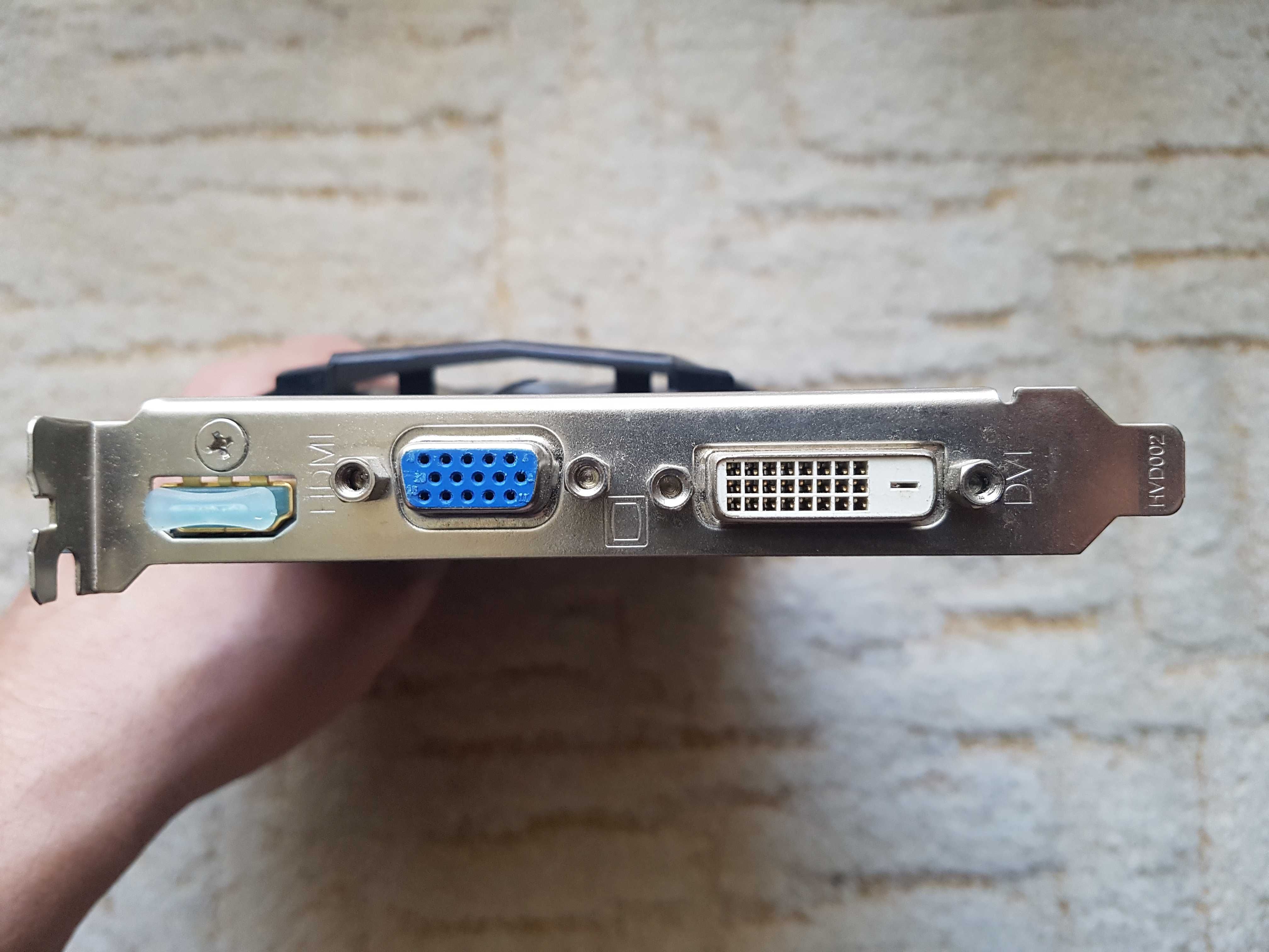 Karta graficzna Gigabyte GV-R557D31GI REV1.0 1GB .