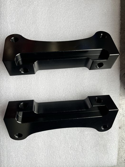 Adaptery zacisków Brembo Megane III/IV AR 159 do SUBARU