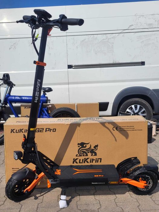 Hulajnoga elektryczna Kukirin G2 Pro model  2025 kolorwy wyświetlacz