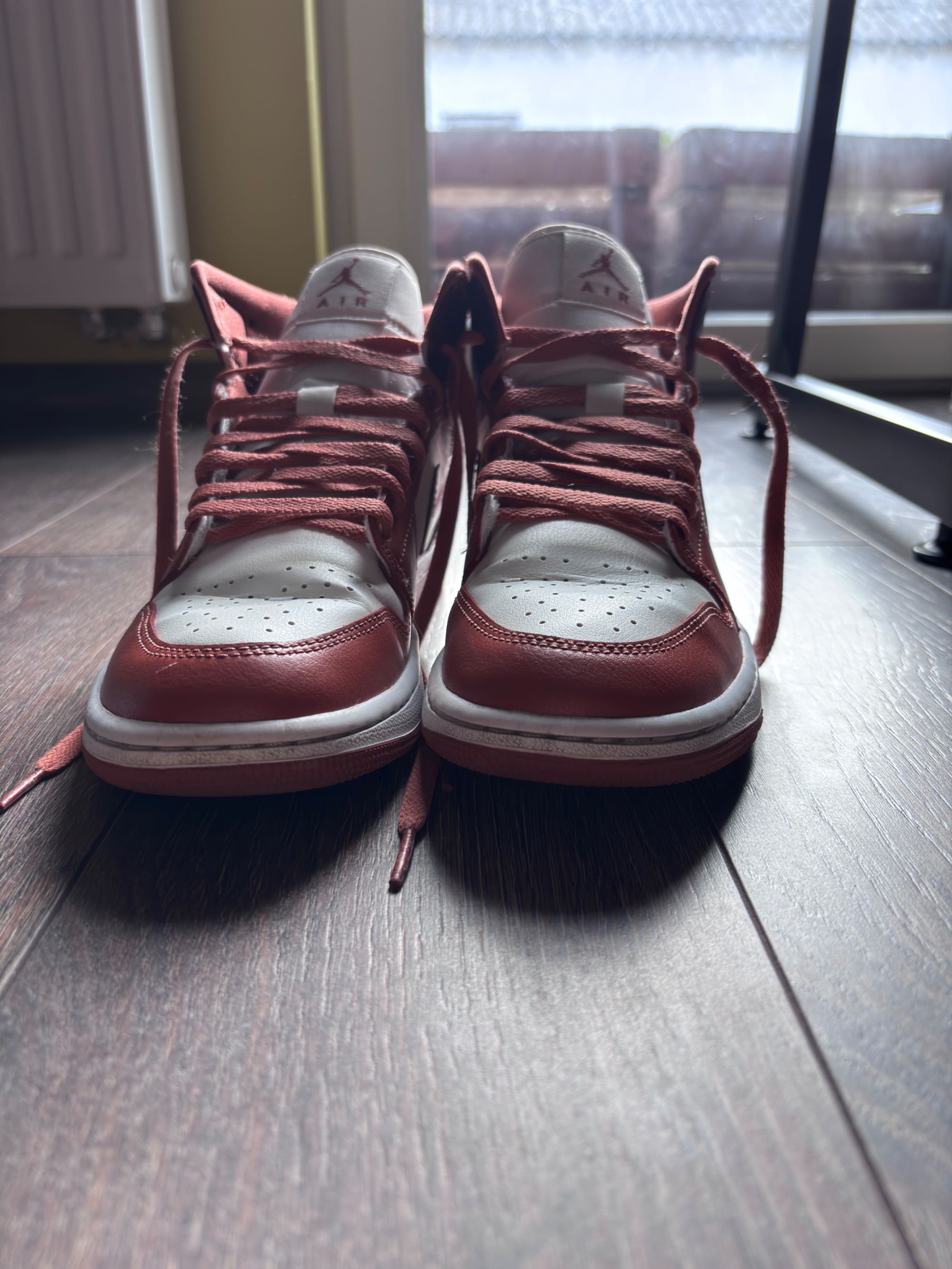 Jordan 1 mid rozmiar 40,5