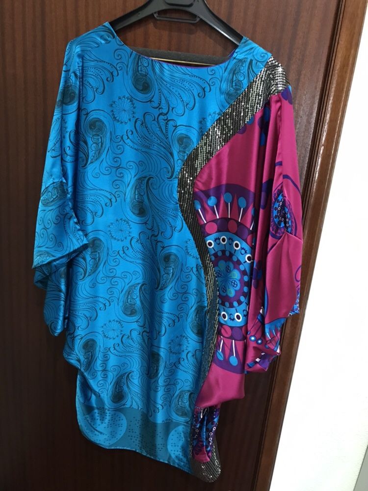 Vendo vestido Custo Barcelona S como novo