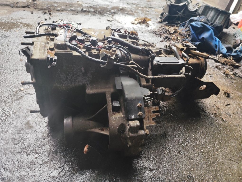 Mitsubishi Pajero IV 3.2 DiD reduktor automatycznej skrzynii biegów