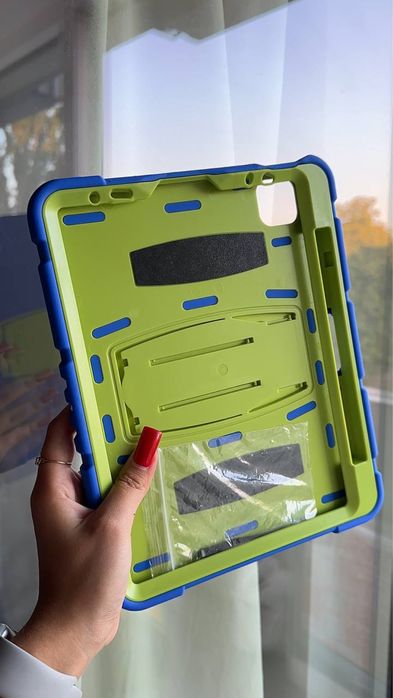 Etui na • iPad Air 4/5, pro 11 2018/2020/2021