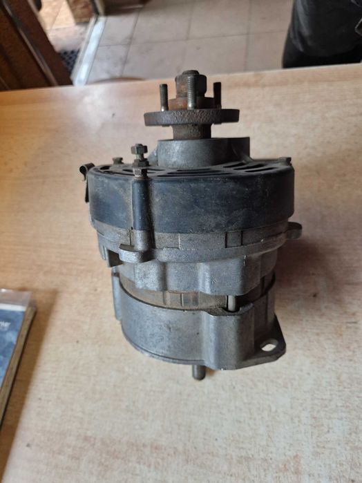 Alternator Fiat 126p