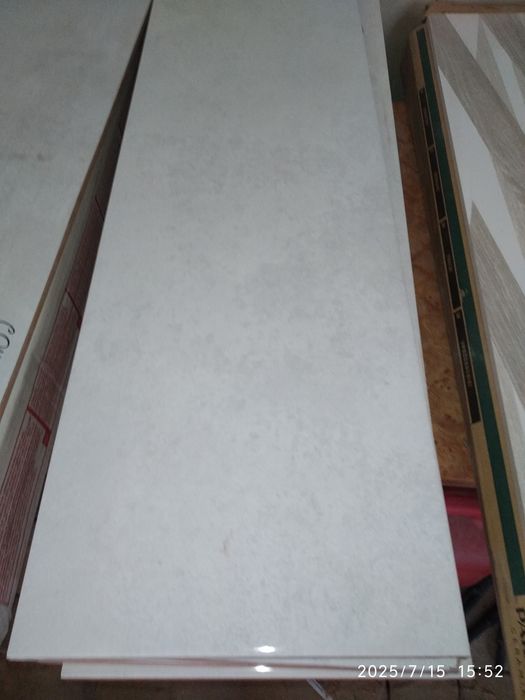 Okolo 5m2 płytek w wymiarze  25/75cm