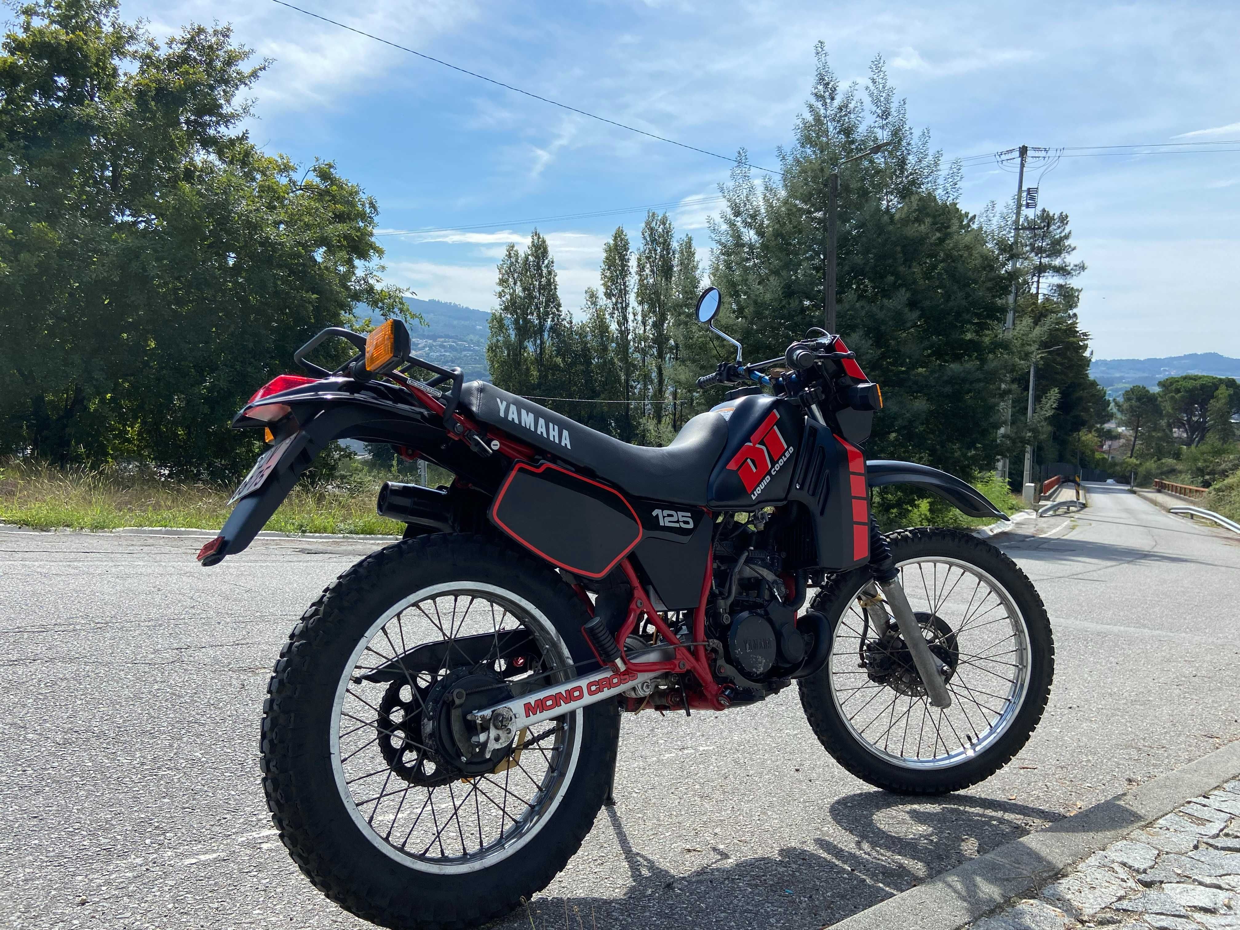 Yamaha DT 125 LC _ Clássico!