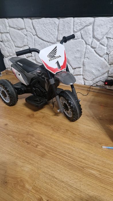 Motor na akumulatorze w atrakcyjnej cenie!