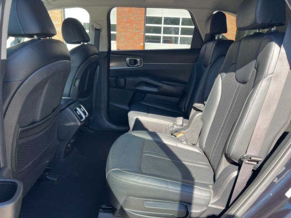 Kia Sorento S      2022