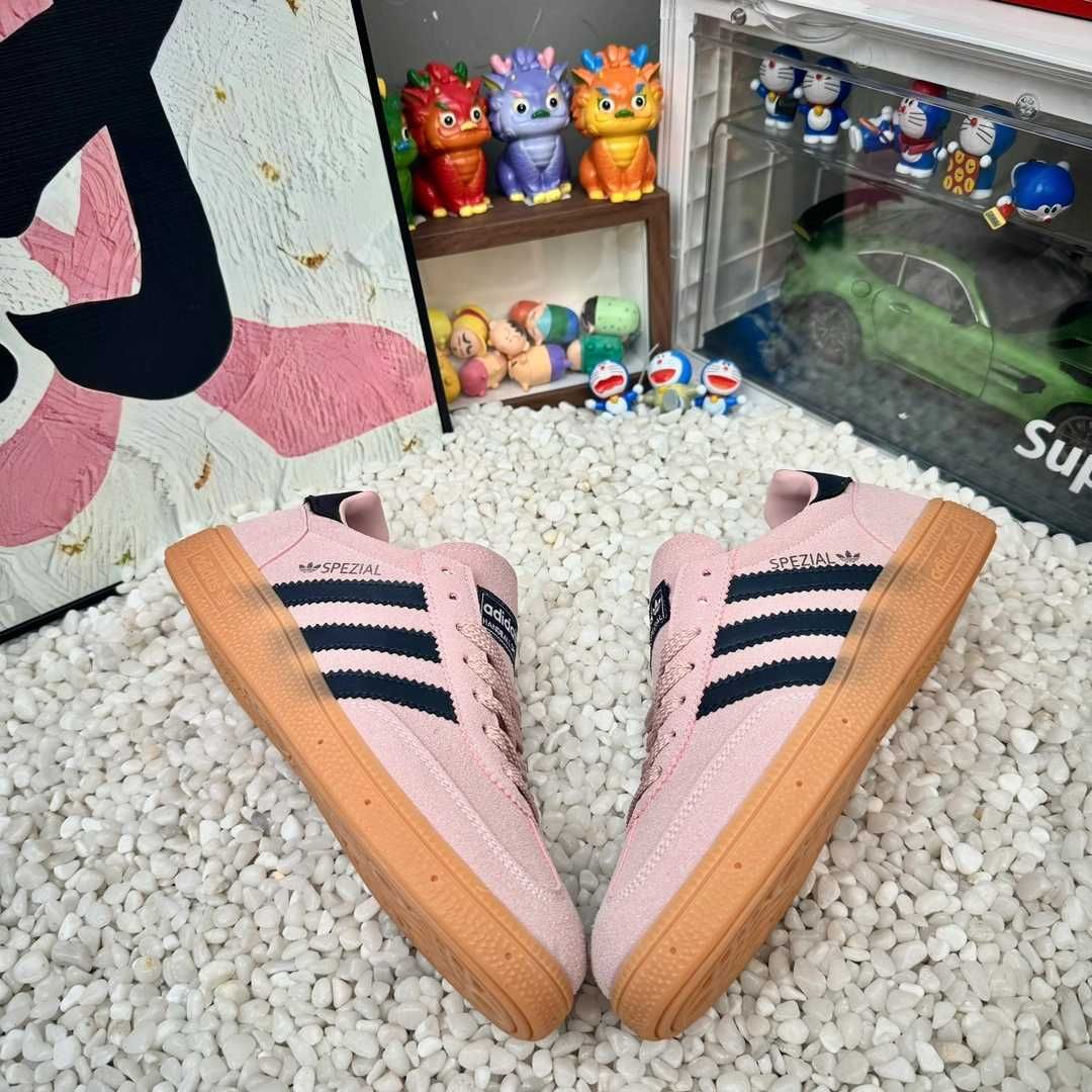 Buty codzienne adidasHandballSpezial Pink Espadryle R.37