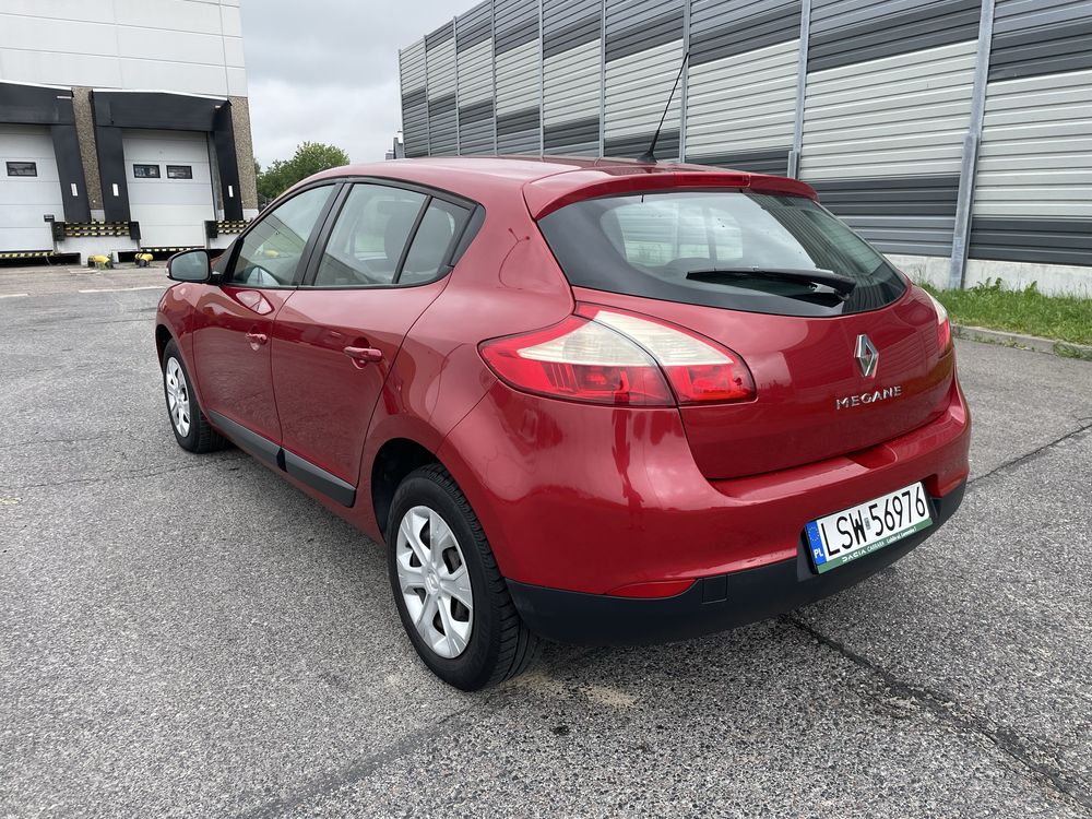 RENAULT MEGANE ** 1.6b ** 09r ** ZADBANA ** Niski przebieg ** 6l/100km