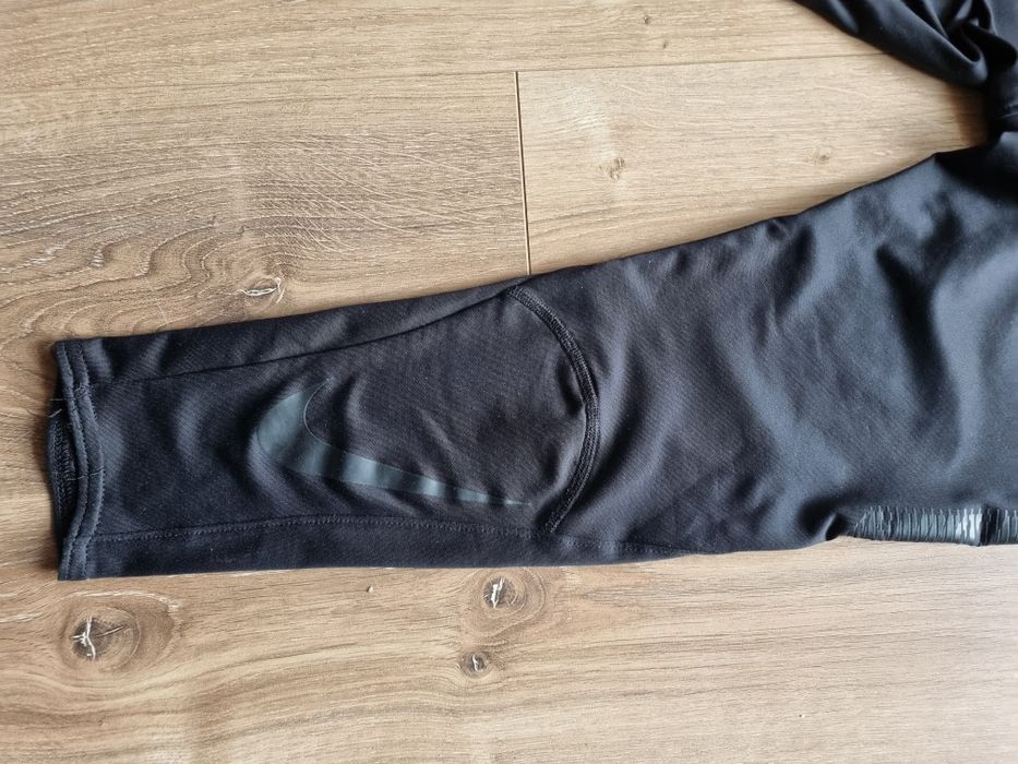 Spodnie Nike DRI-FIT rozm S, 128- 137