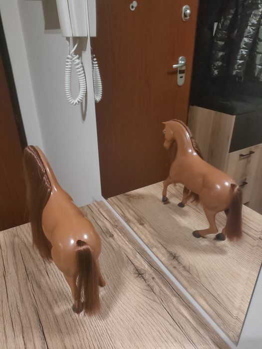 Koń dla barbie 26cm