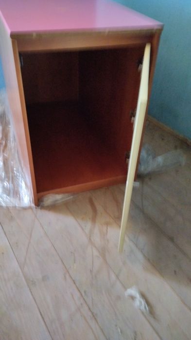 Armário de arrumação para quarto de menina