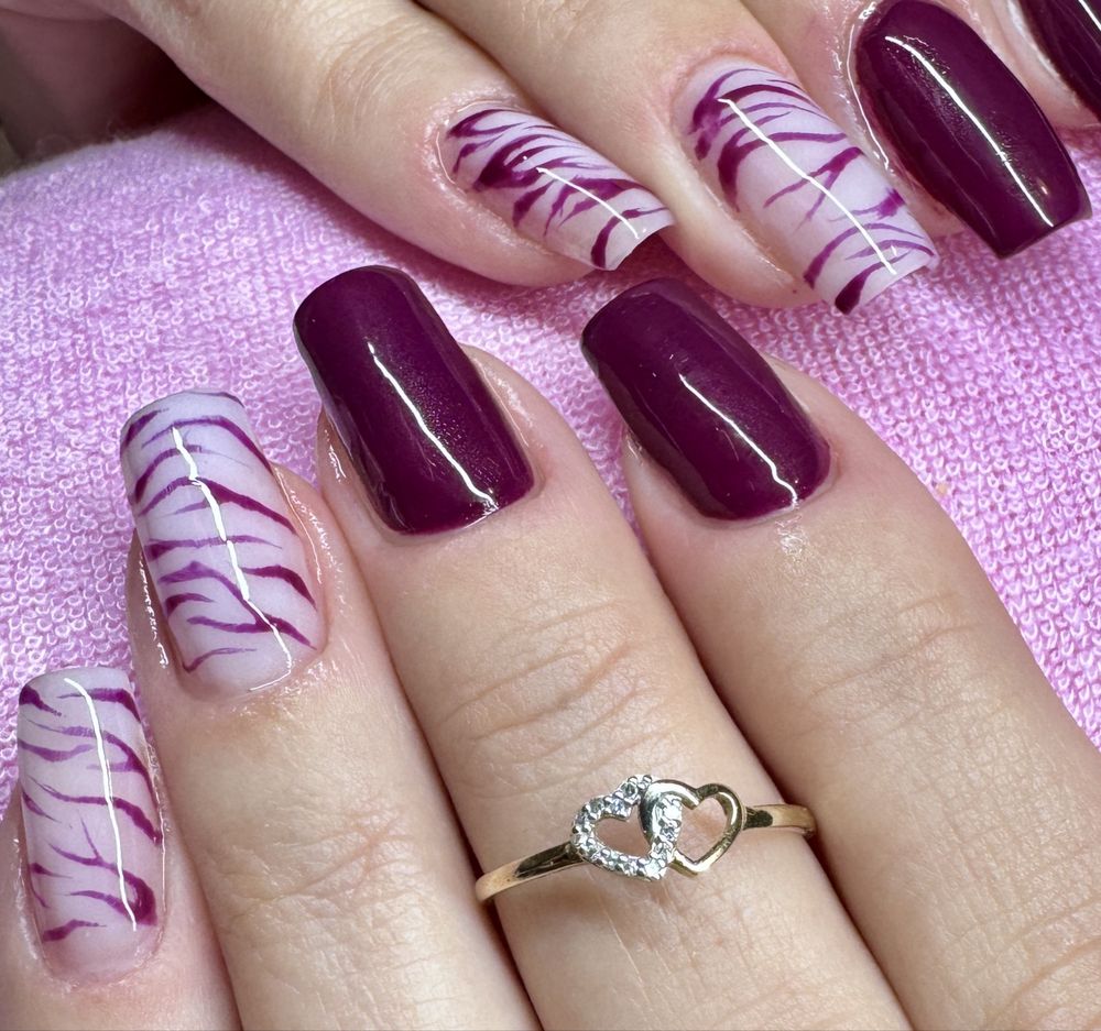 Manicure hybrydowy