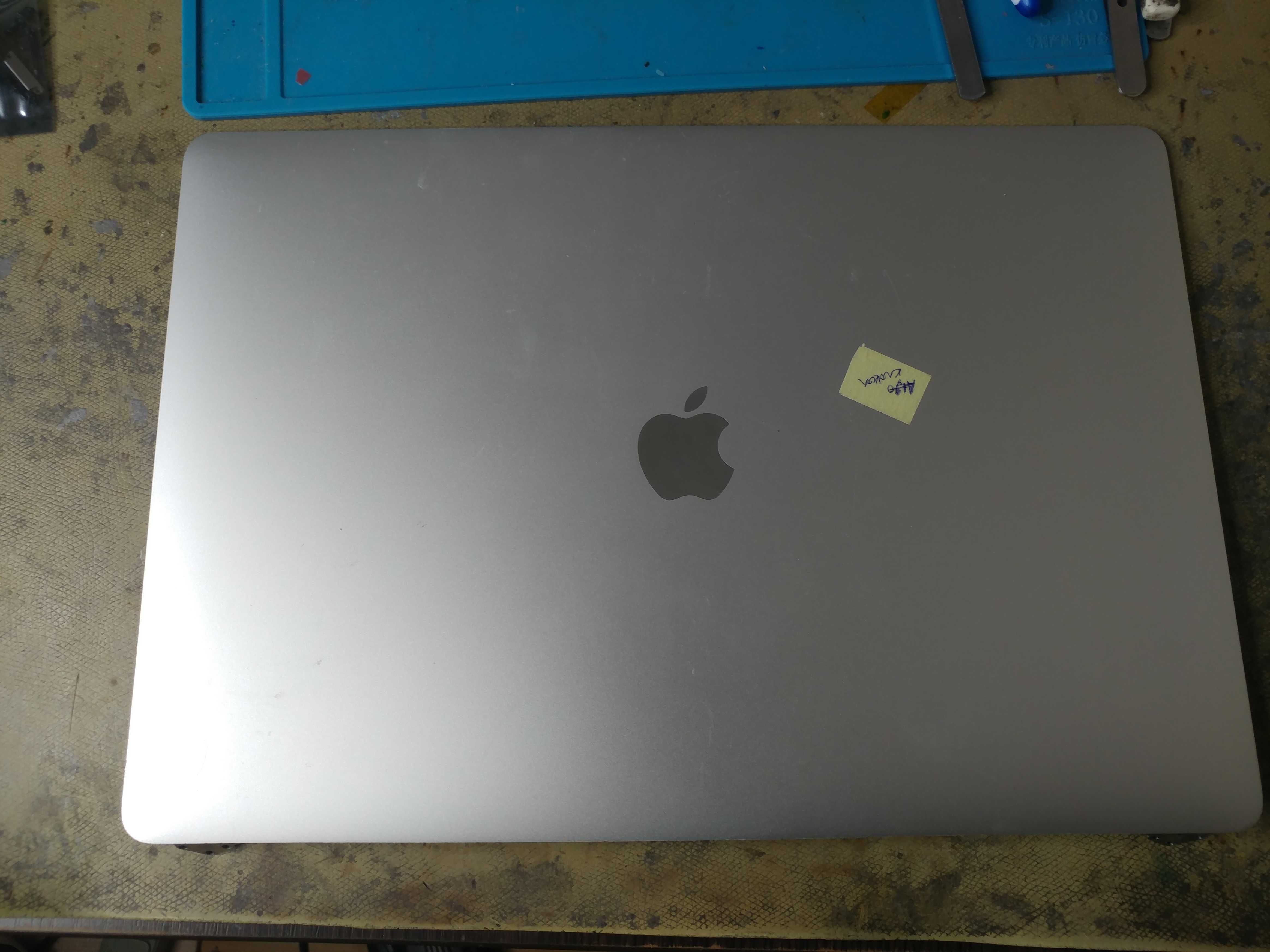 Экран (матрица) от Macbook Pro 15" 2018-2019 A1990 Space Gray