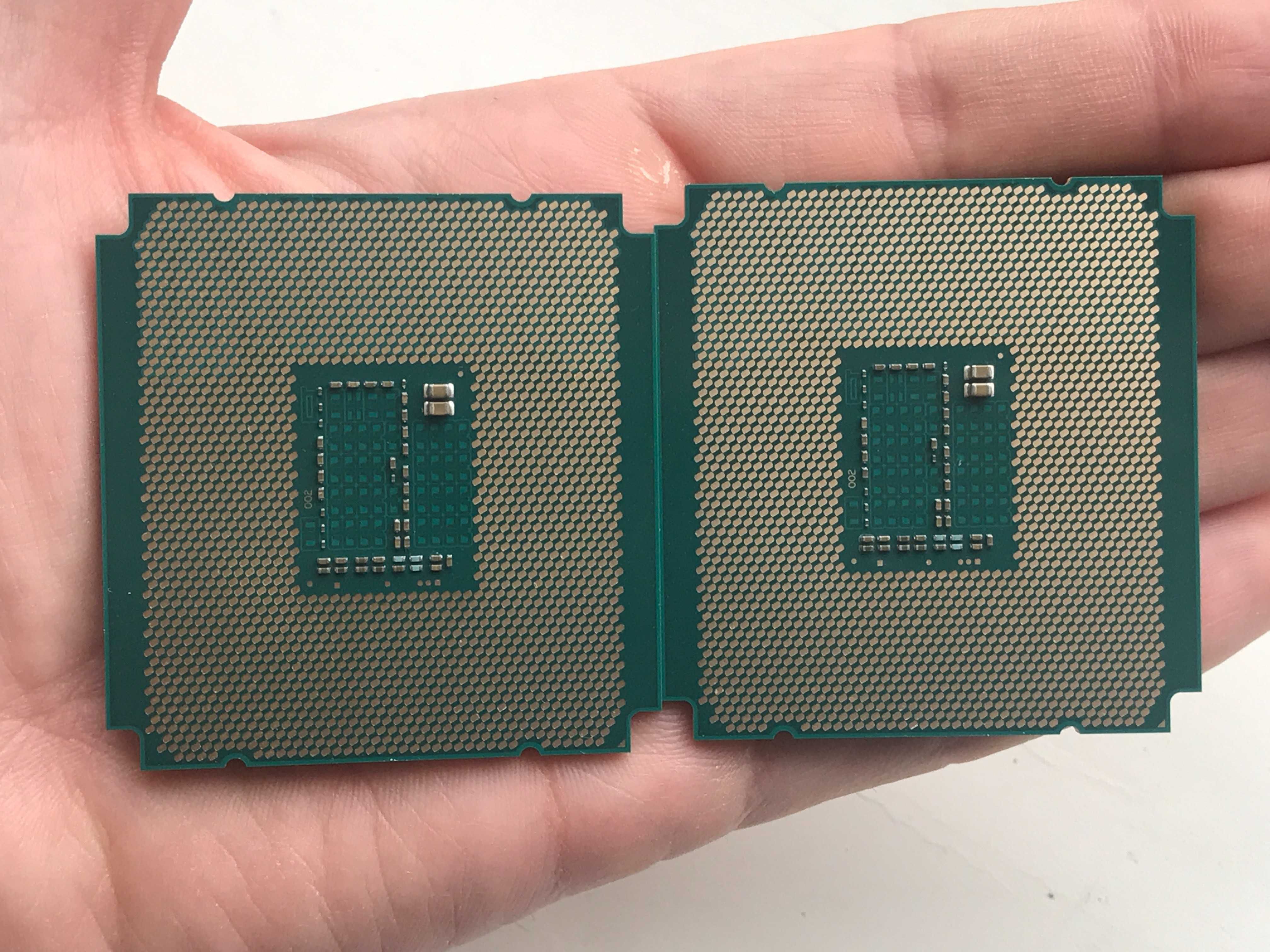 Xeon e5-2699v3 / 2696v3 ( 18 ядер / 36 потоків) , сокет 2011-3