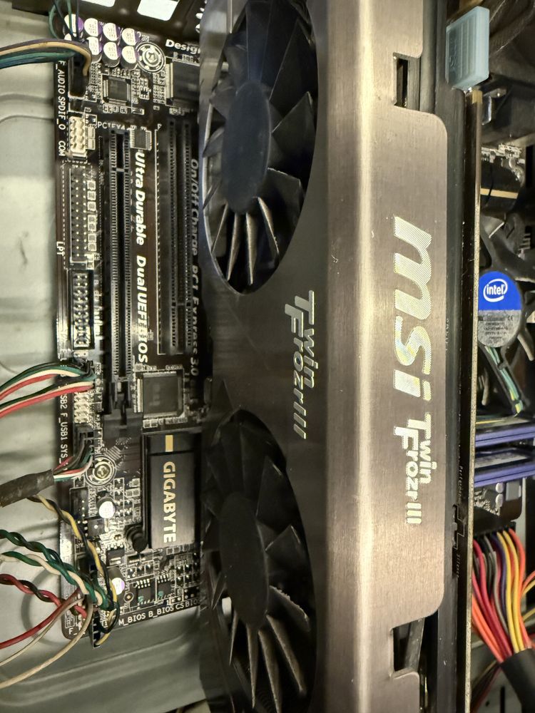 Komputer stacjonarny pc i5-4570, gtx570+monitor
