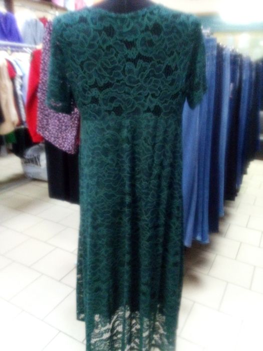 Платье нарядное женское