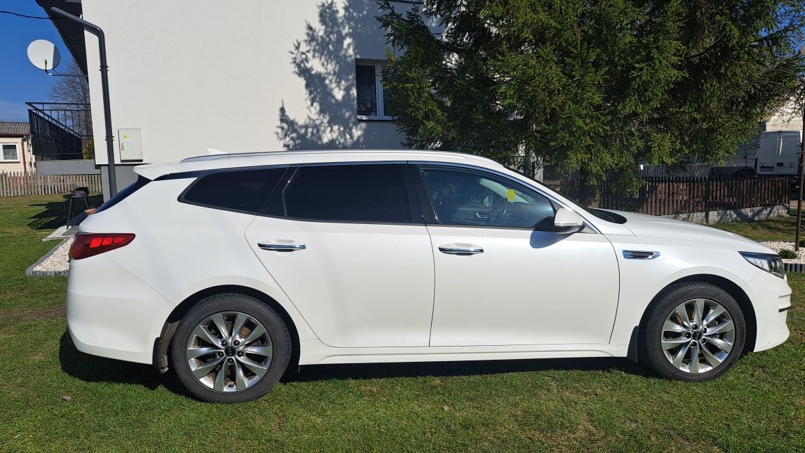 Kia Optima Salon PL